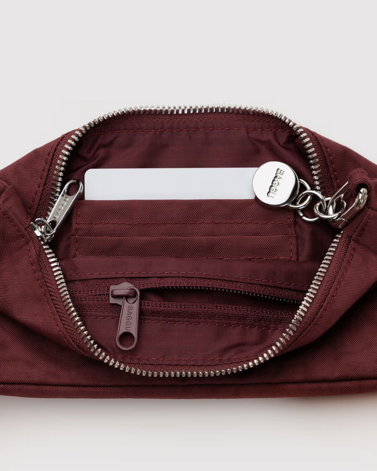 BAGGU - Nylon Pochette - Mahogany