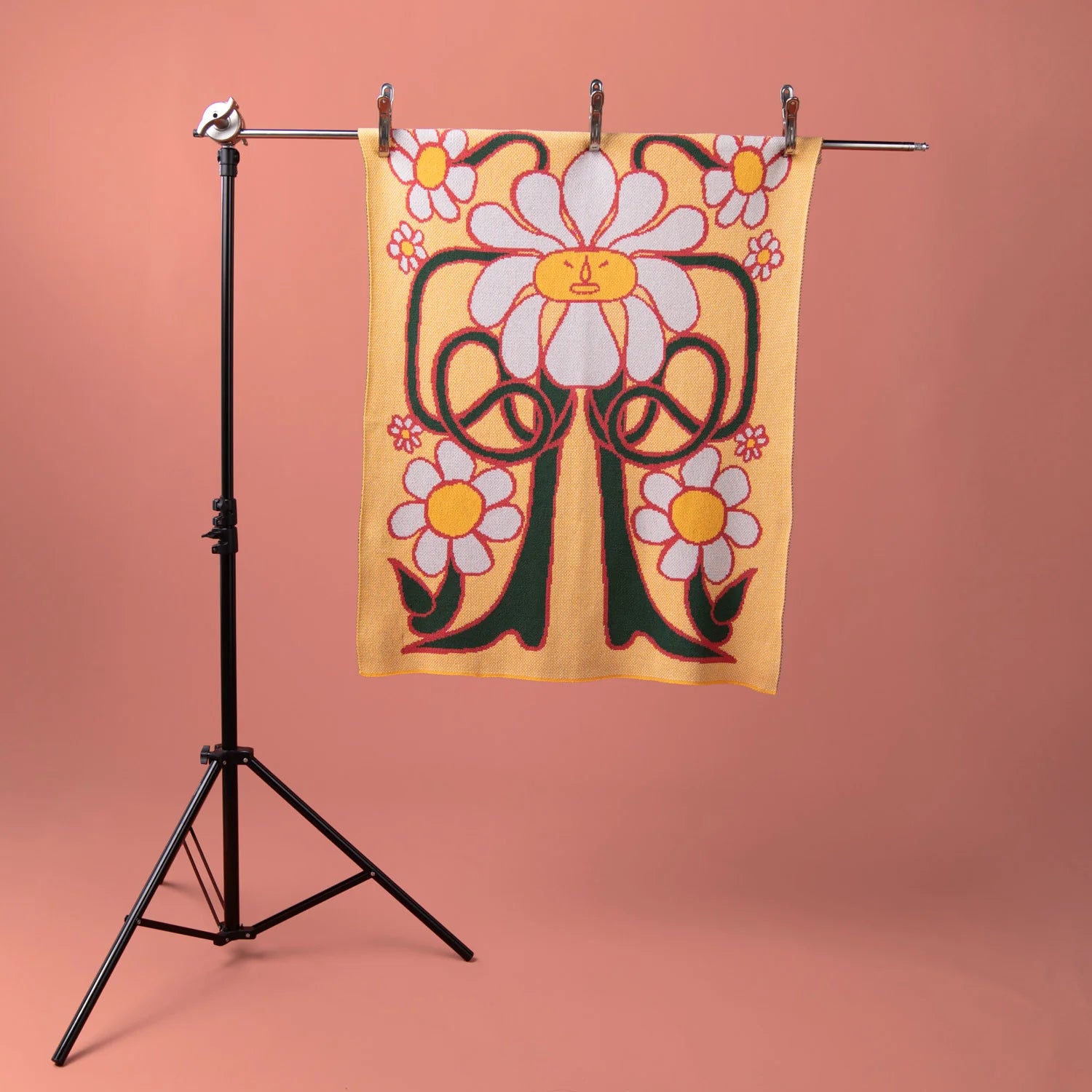 SLOW DOWN STUDIO - Daisy Dude Mini Blanket