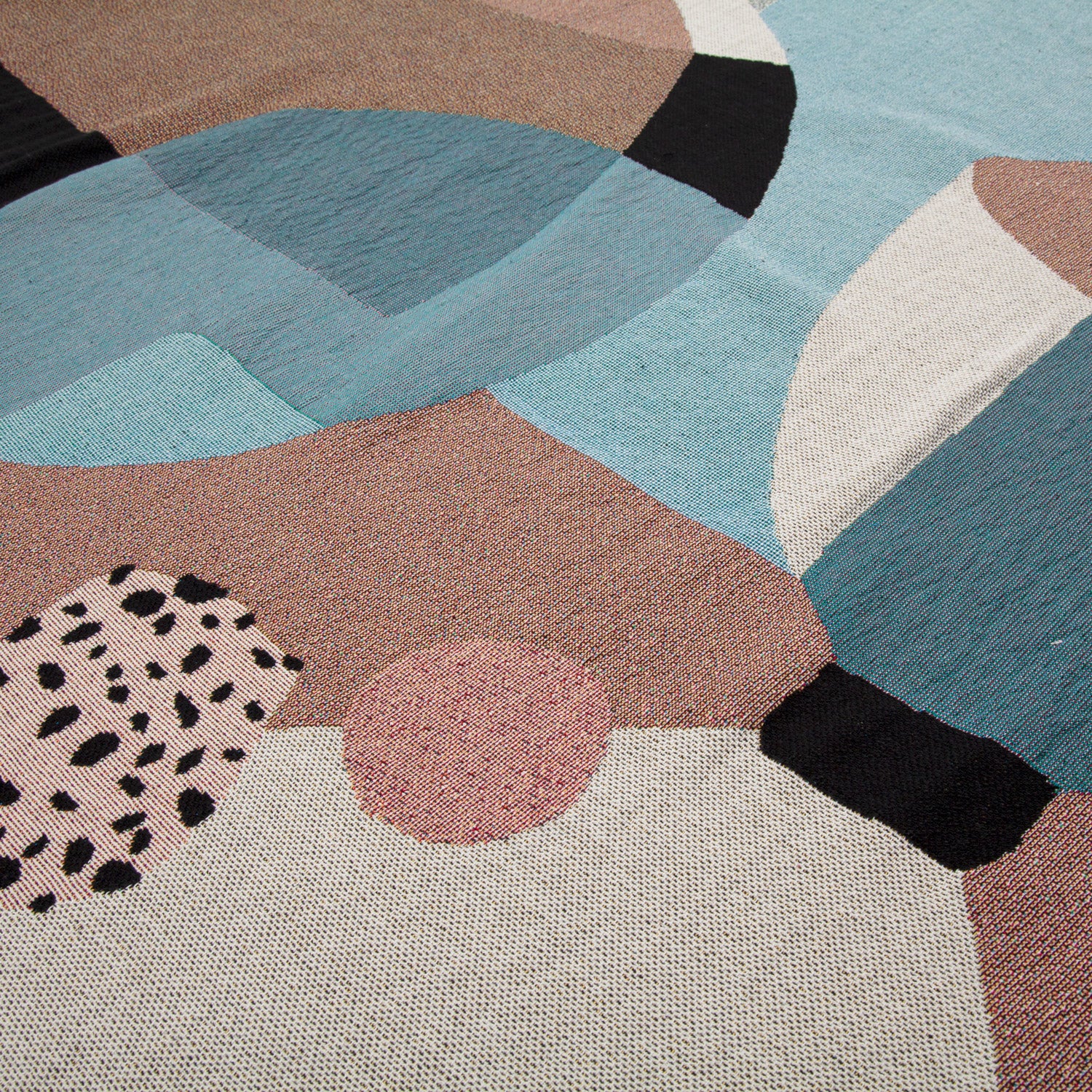 SLOW DOWN STUDIO - Pollard Throw