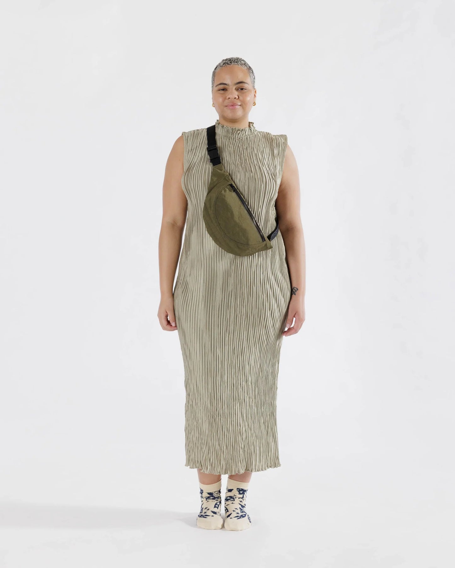 BAGGU Crescent Fanny Pack - Seaweed