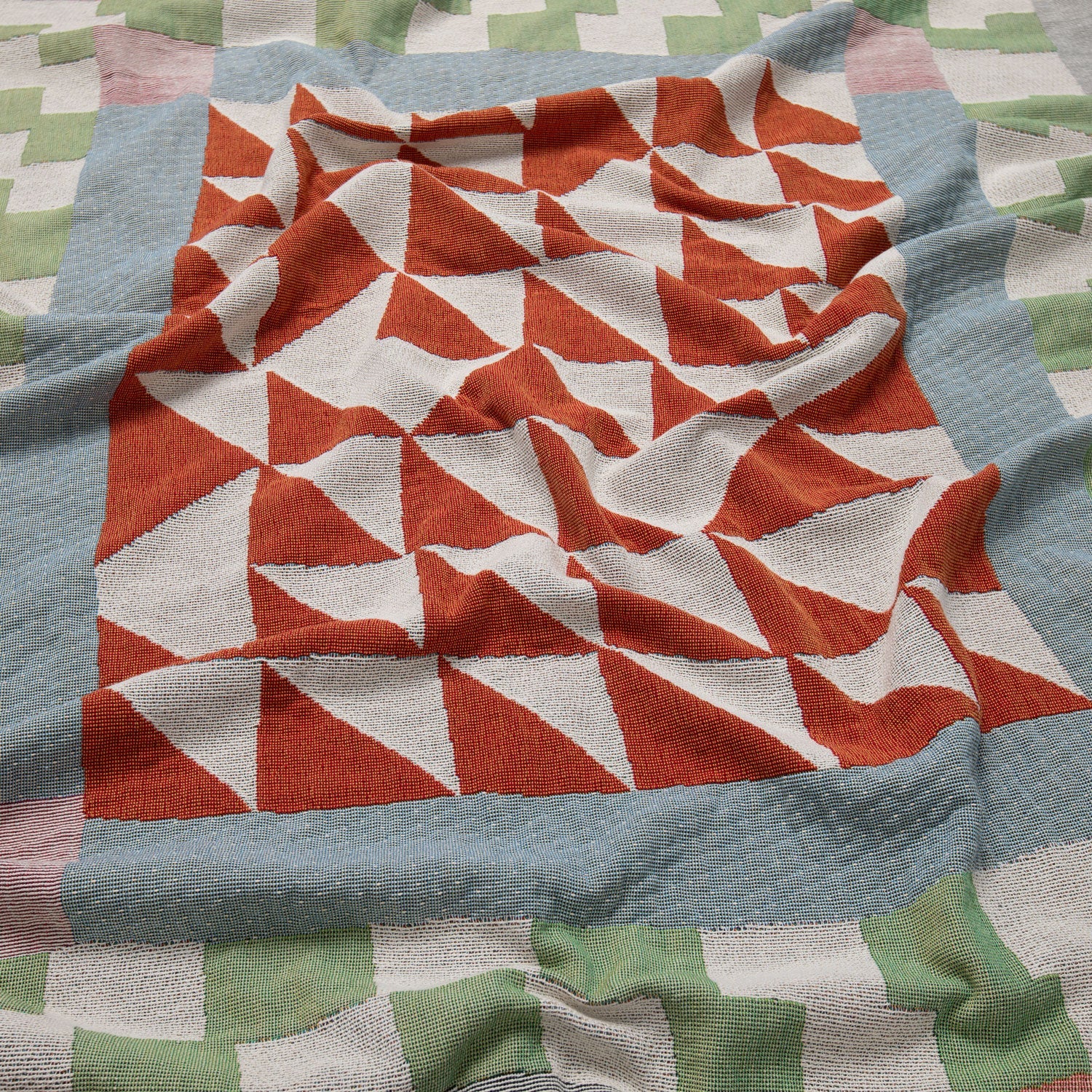 SLOW DOWN STUDIO - Barlow Throw