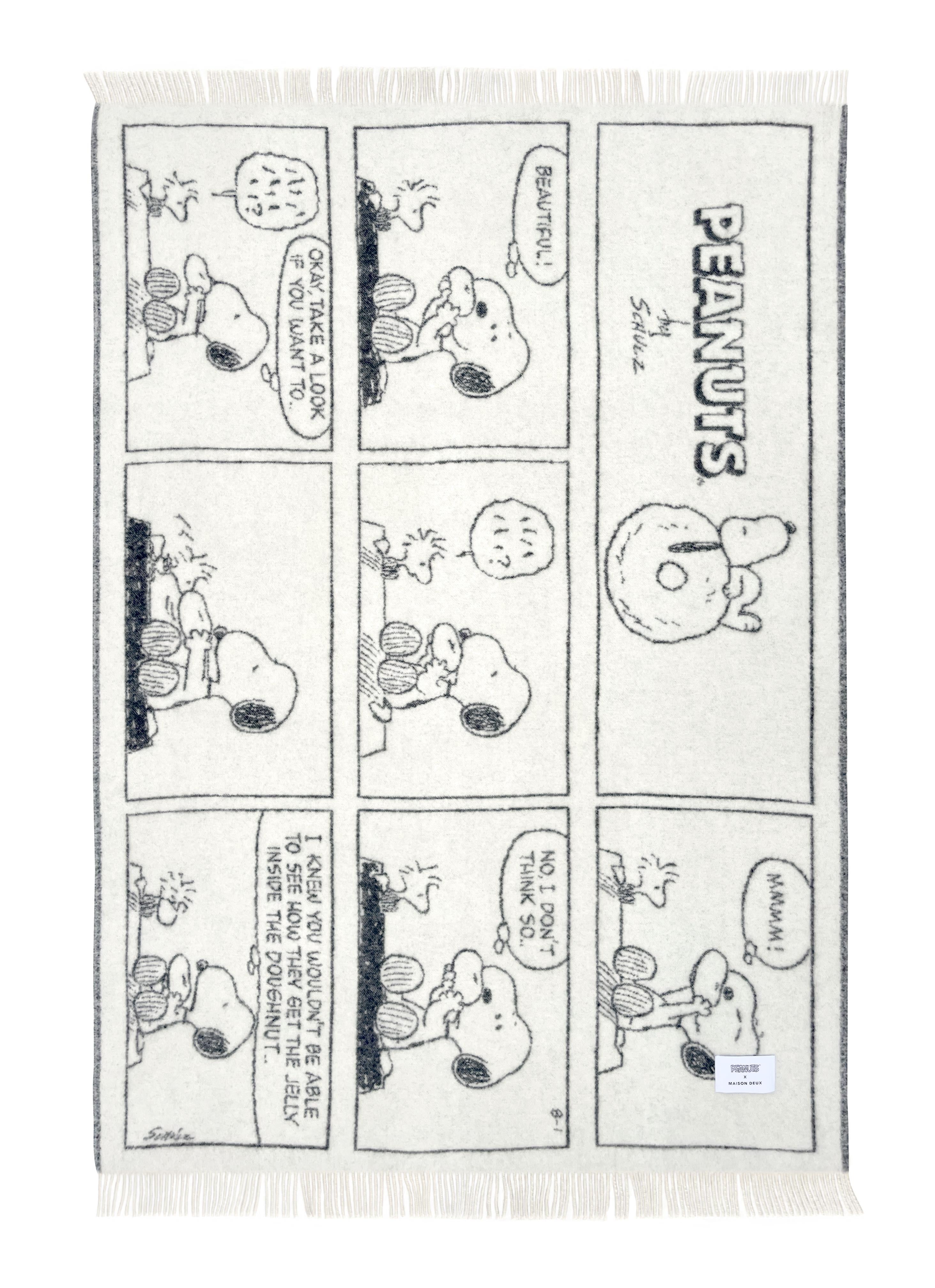 MAISON DEUX - Peanuts Blanket Comic Doughnut - White Black