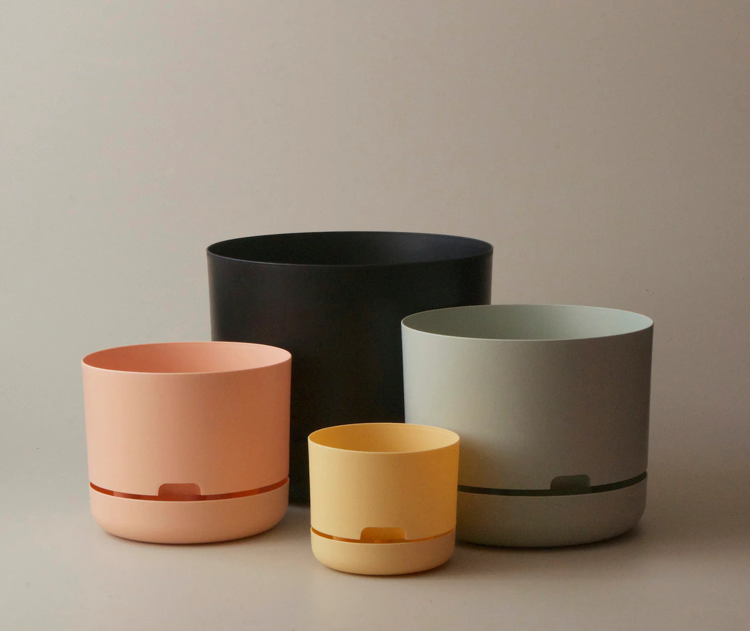 MR KITLY x Decor Selfwatering Plant Pot 300mm
