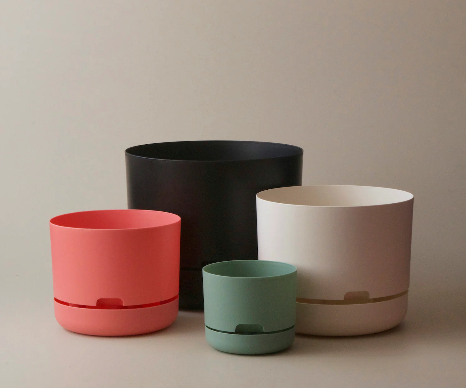 MR KITLY x Decor Selfwatering Plant Pot 300mm
