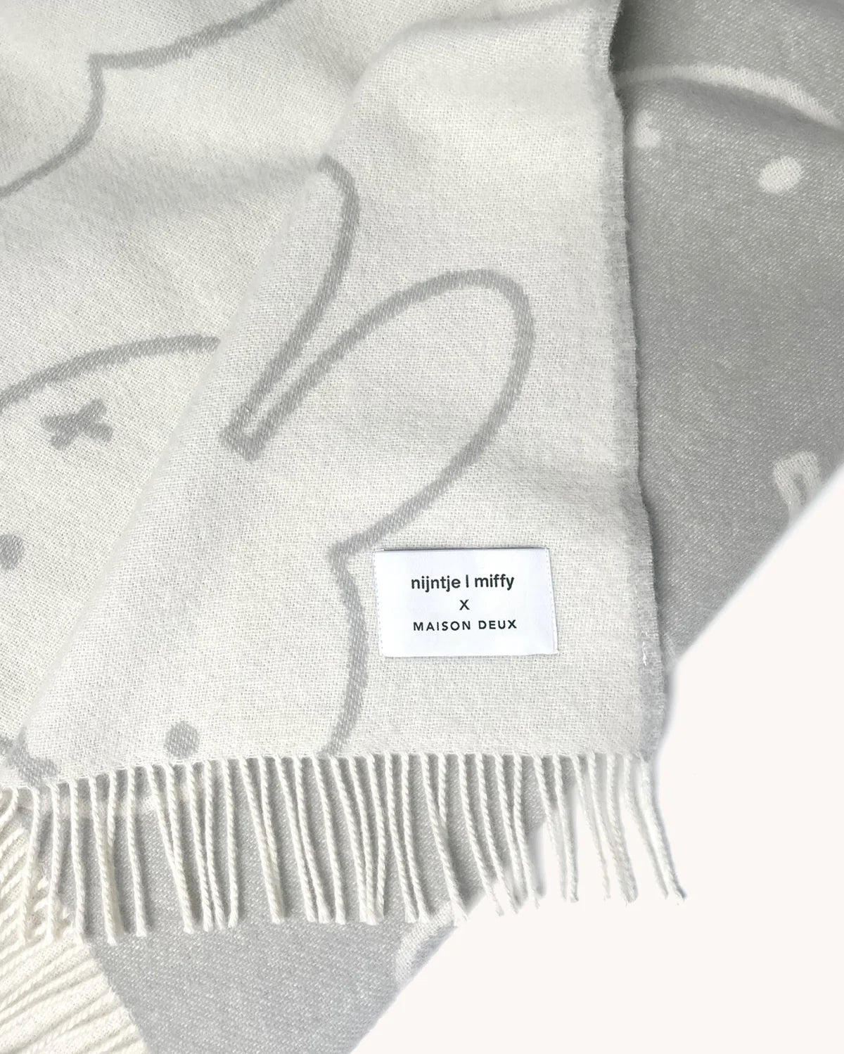 MAISON DEUX - Miffy Blanket - White Cloud