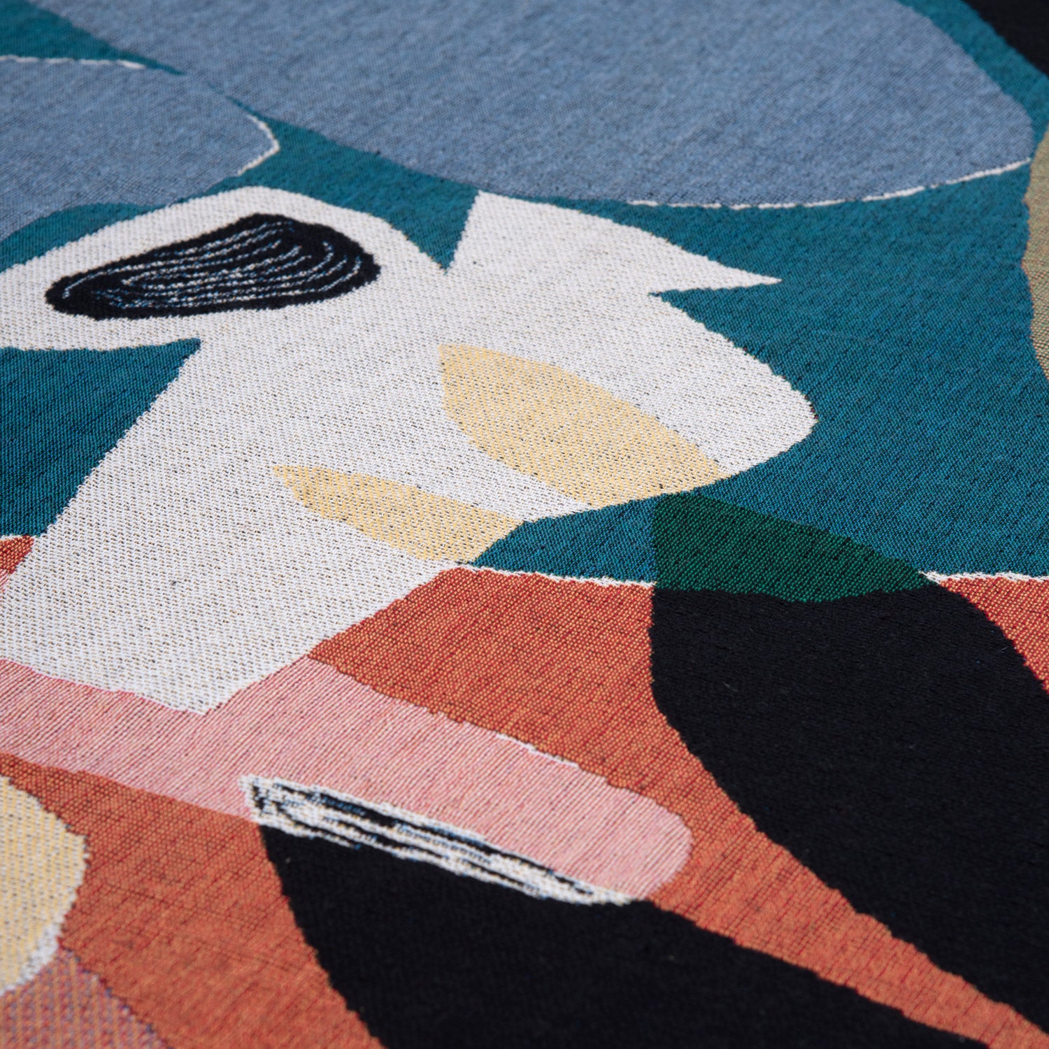 SLOW DOWN STUDIO - Barbosa Throw