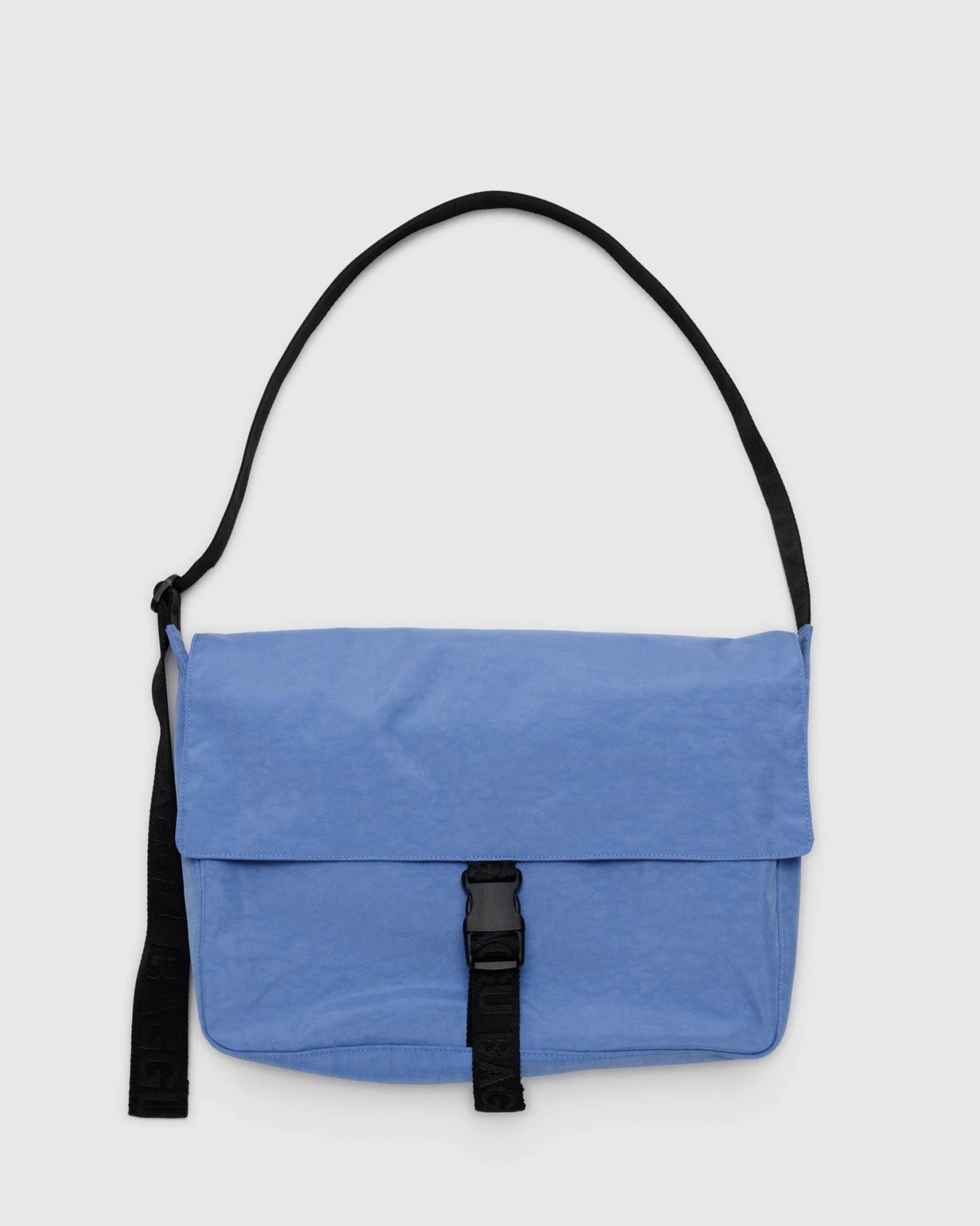 BAGGU Nylon Messenger Bag - Pansy Blue