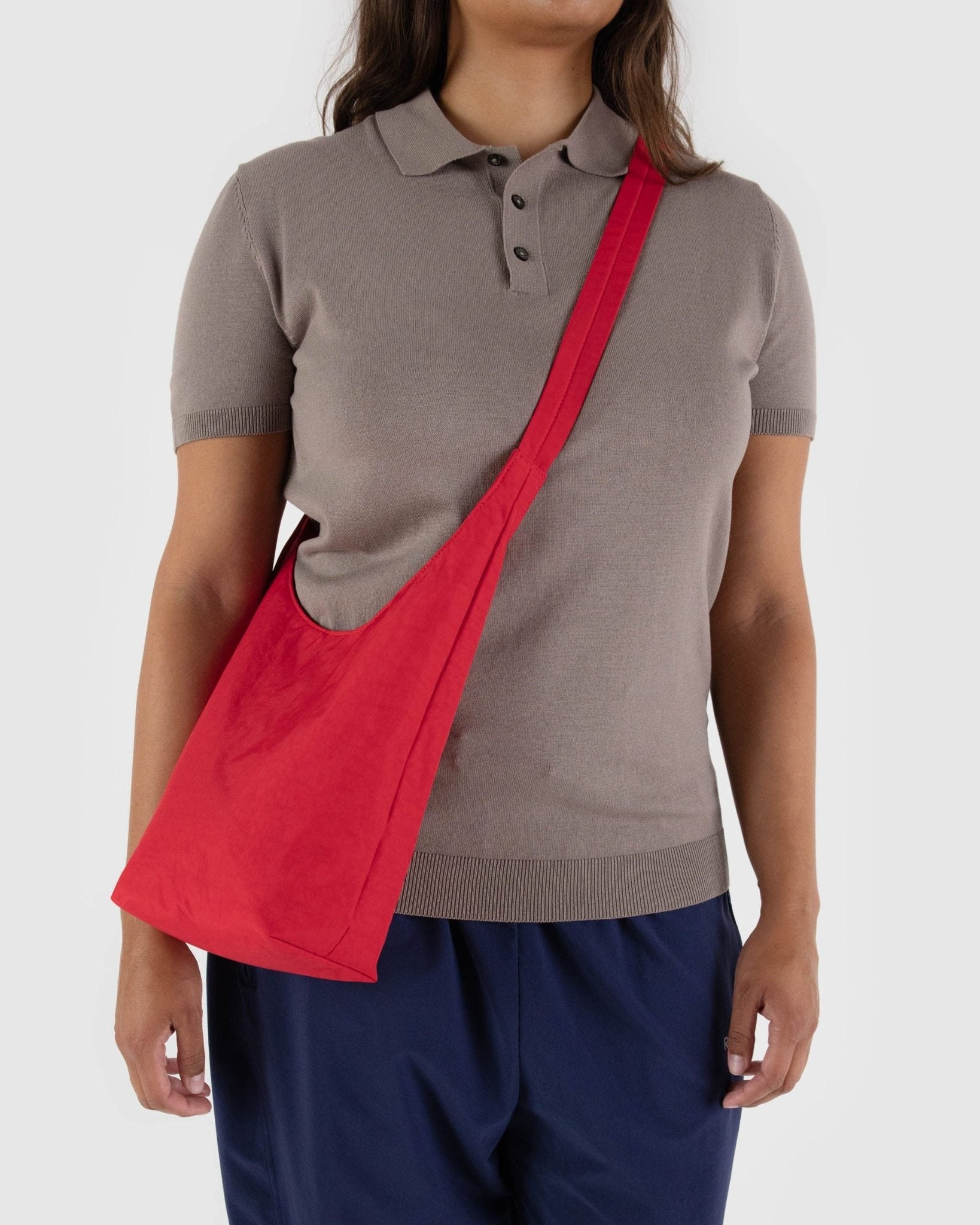 BAGGU | Small Nylon Sling Candy Apple