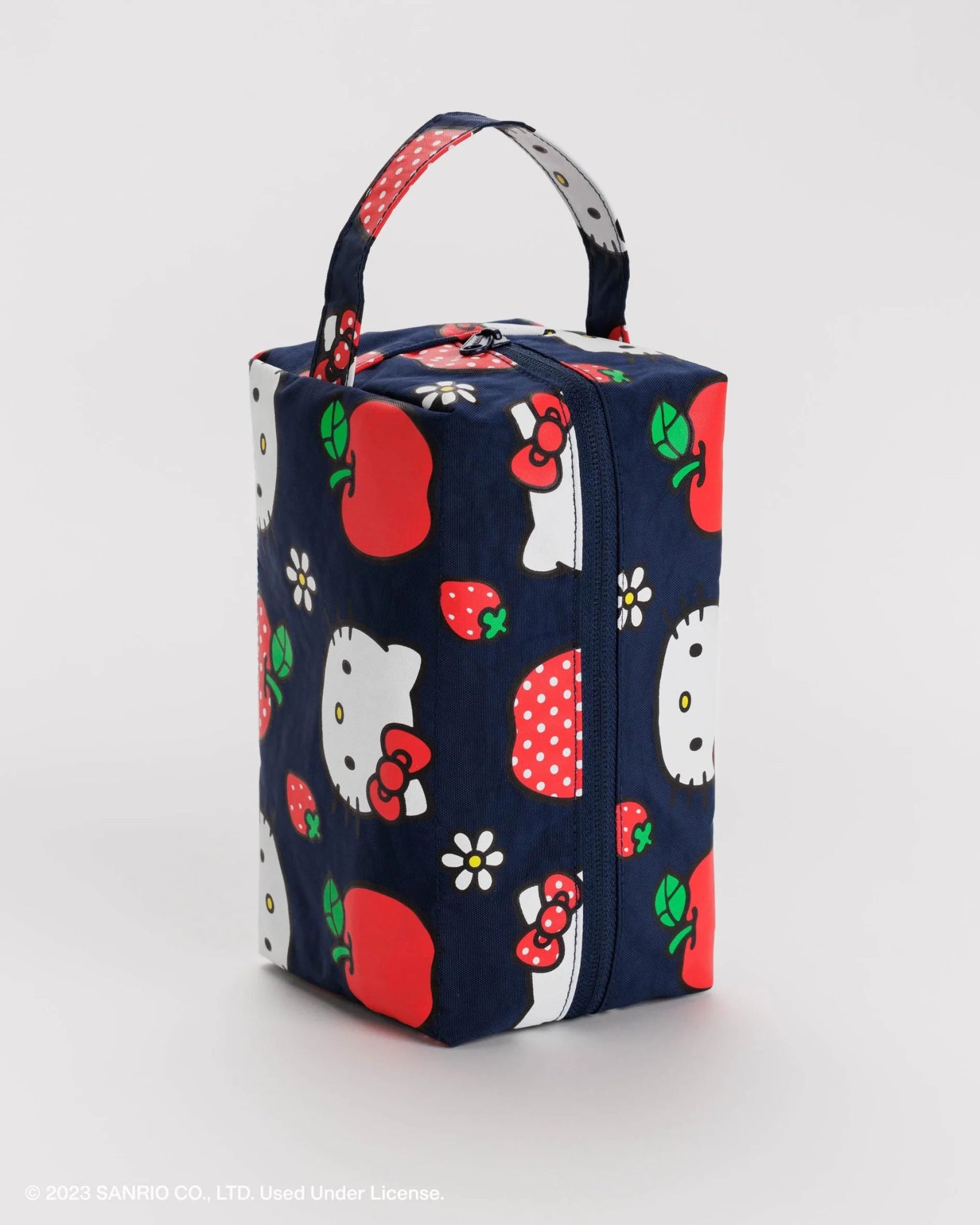 BAGGU X Sanrio Dopp Kit - Hello Kitty Apple