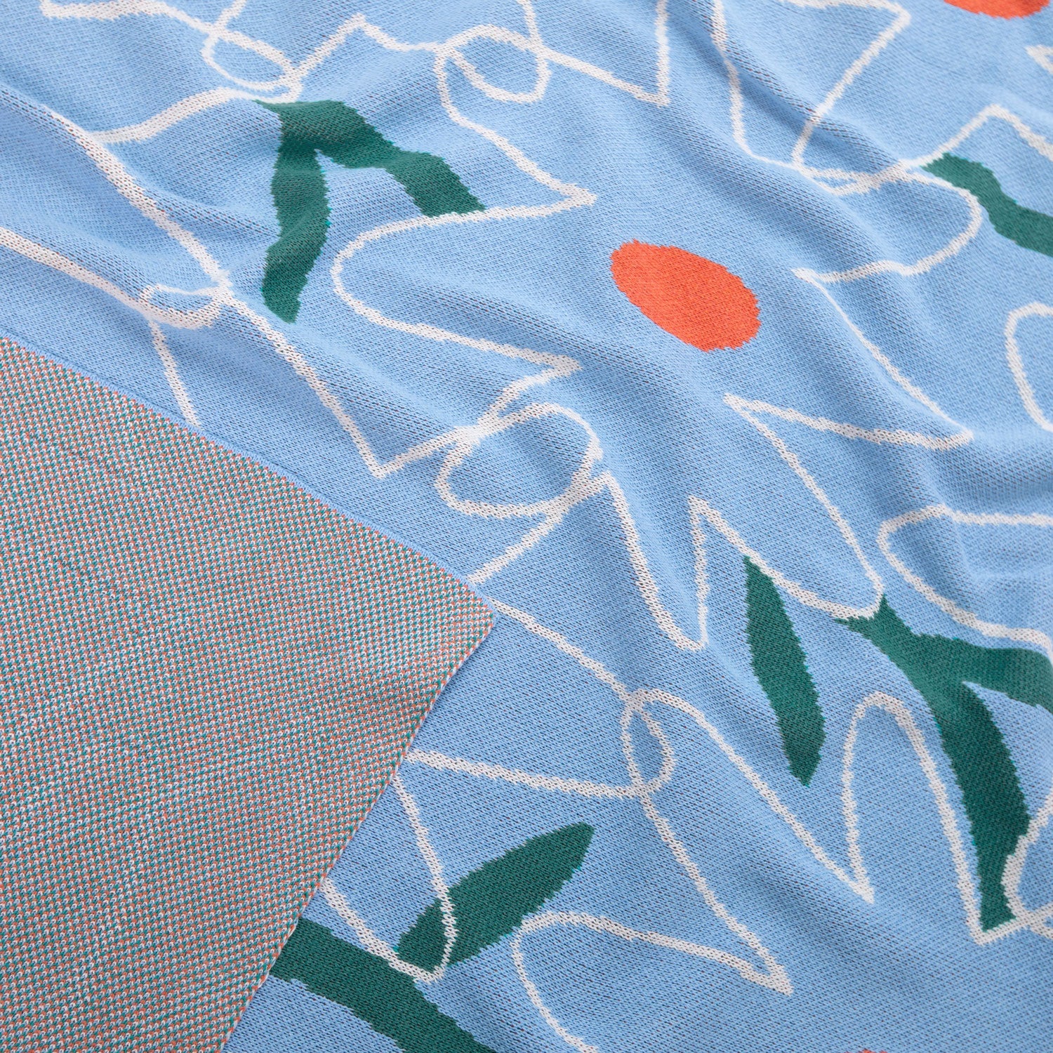SLOW DOWN STUDIO - Bloom Knit Blanket