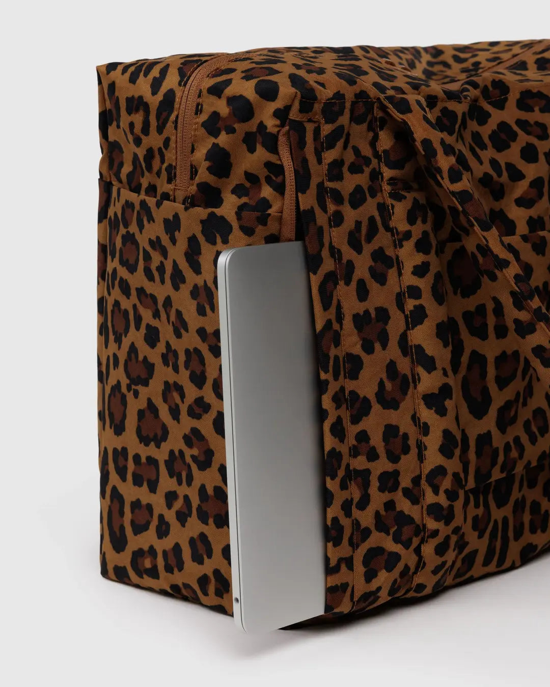 BAGGU - Small Cloud Carry On - Leopard
