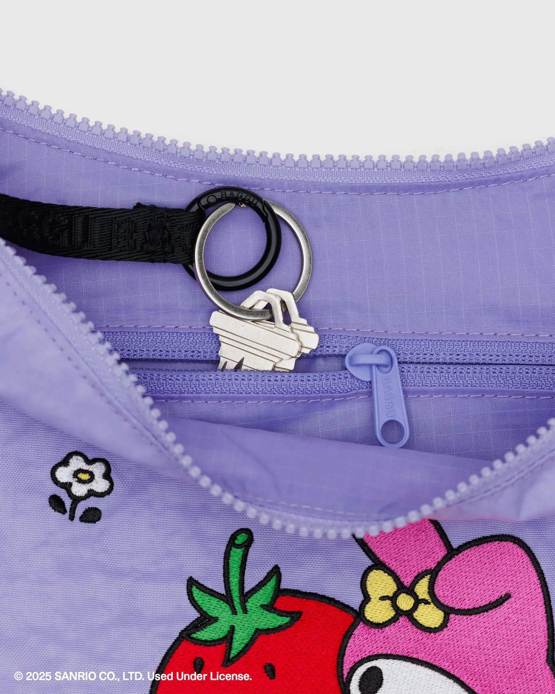 BAGGU - Medium Nylon Crescent Bag - Embroidered My Melody Strawberry