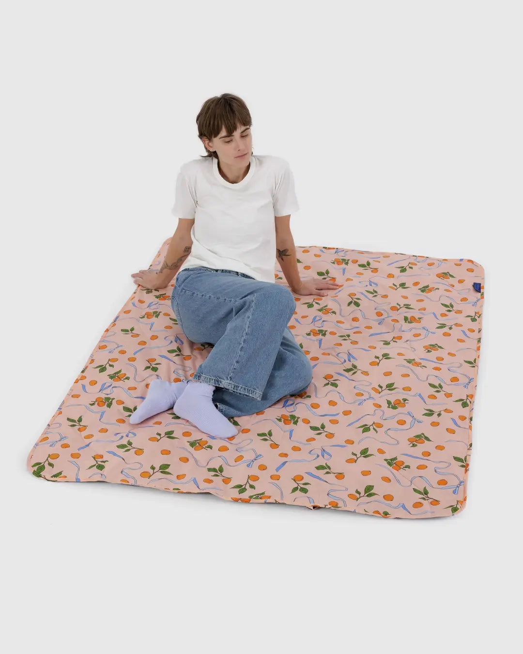BAGGU Puffy Picnic Blanket - Apricots & Ribbons