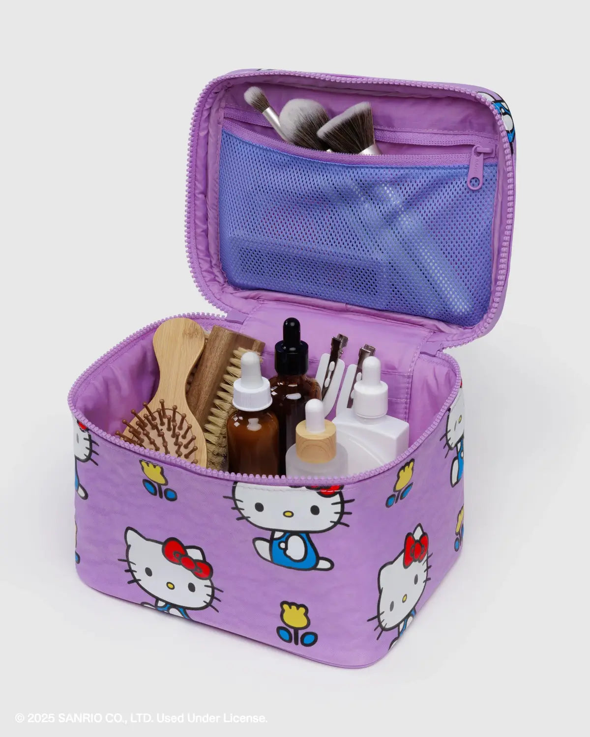 BAGGU Large Cosmetic Case- Hello Kitty Pink